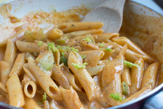 Penne in K&auml;se-Fenchel-Sauce