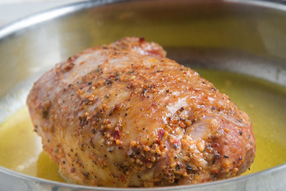 Putenrollbraten in Orangensauce
