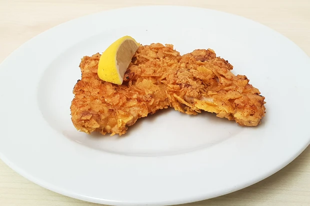Schnitzel mit Tortilla Chips Panade