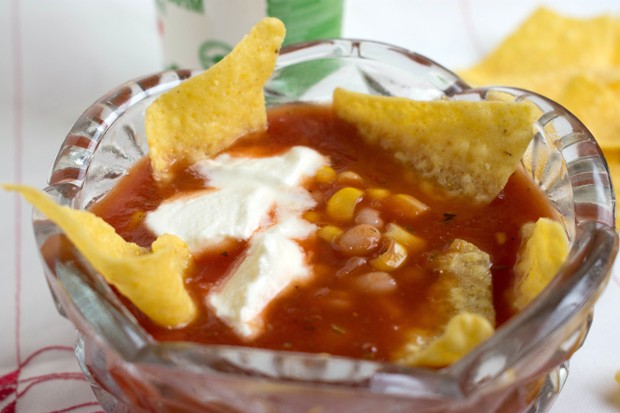 Mais Bohnensuppe mit Tortillachips