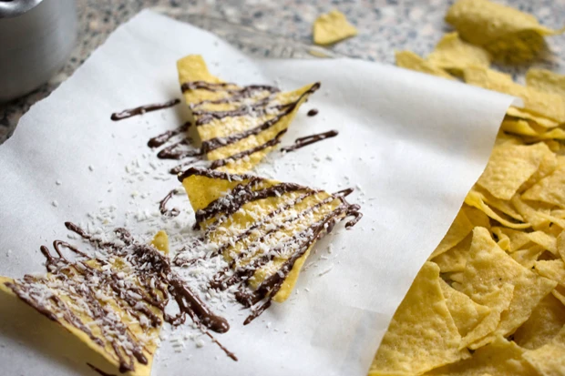 Schoko-Kokos-Tortillachips