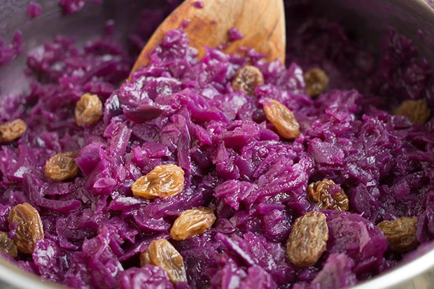 Rotkraut mit Rosinen