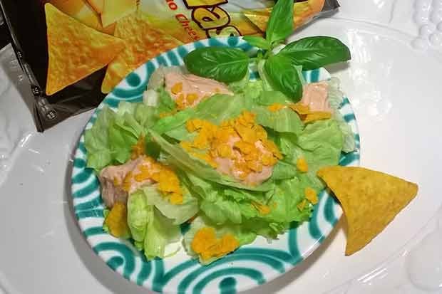 Eisbergsalat mit Crunch