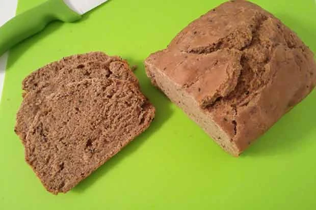 Dinkelvollkornbrot mit Backpulver im Brotbackautomaten