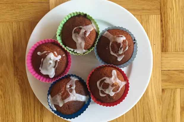 Bananenmuffins mit Zuckerguss