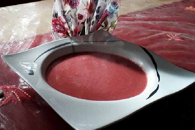 Rote Rübensuppe