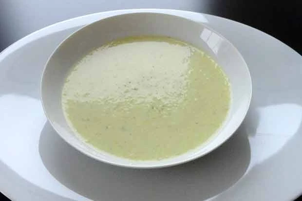 Gurkensuppe mit Dill