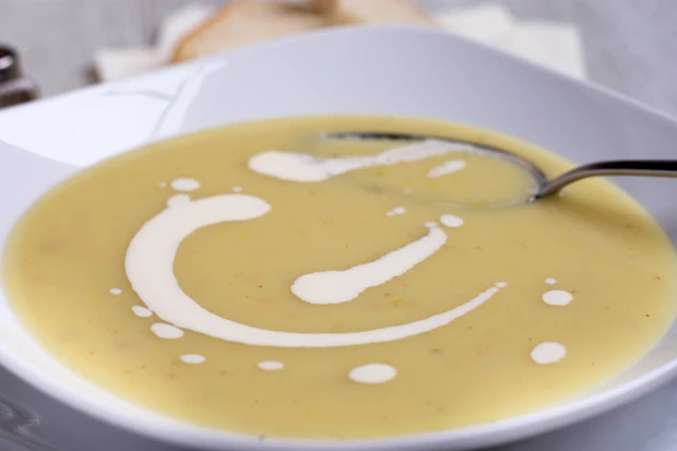 Kartoffelsuppe mit Petersilienwurzel
