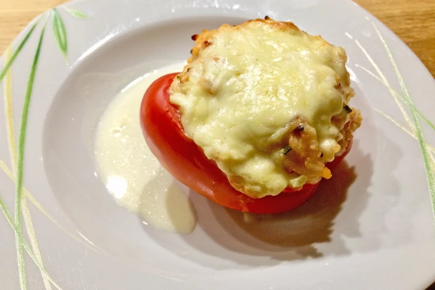 Gef&uuml;llte Paprika mit Zucchini und Speck