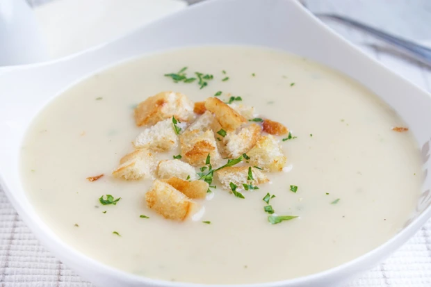 Mediterrane K&auml;sesuppe