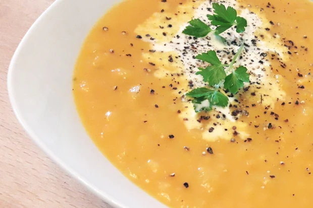 Cremesuppe vom Muskatk&uuml;rbis