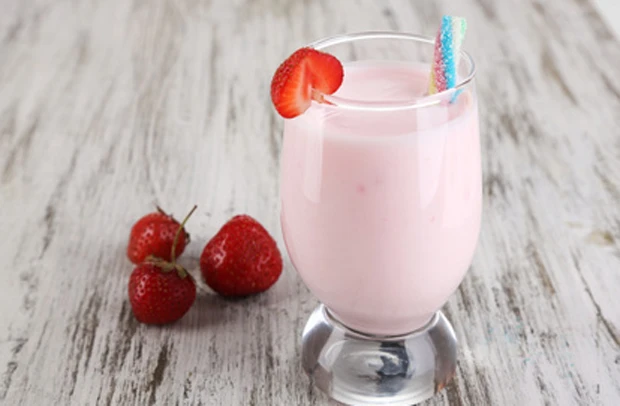 Hei&szlig;e Erdbeermilch