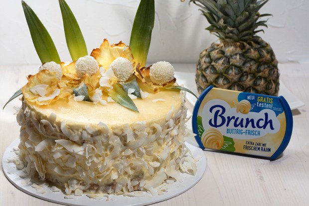 Pina Colada Torte mit Brunch buttrig frisch