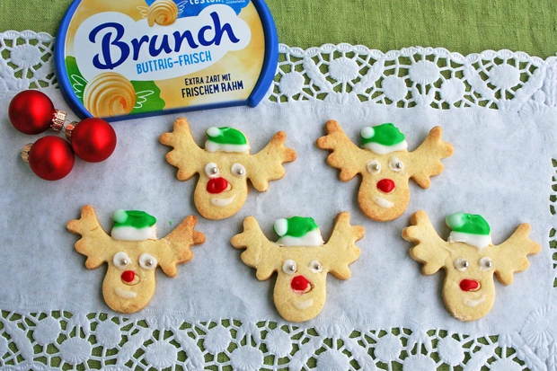 Weihnachtskekse &bdquo;Rudolph Rotnase&ldquo; mit Brunch Buttrig-Frisch