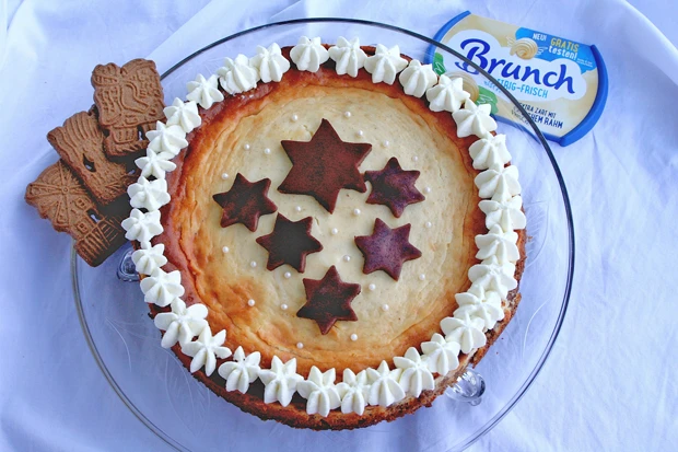 Spekulatius-Topfenkuchen mit Brunch buttrig-frisch
