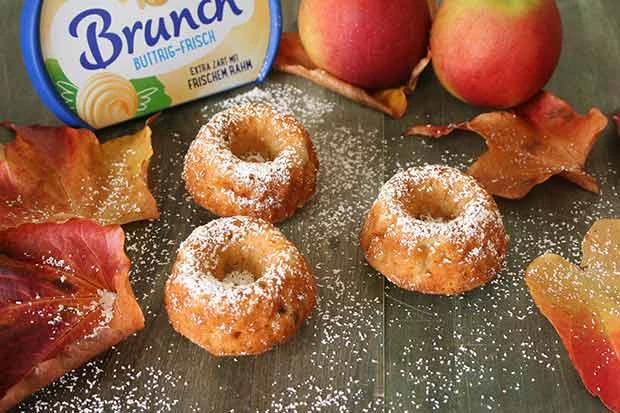Bratapfel-Minigugls mit Brunch Buttrig-Frisch