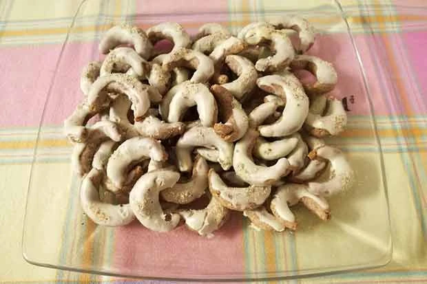 Dinkelvollkorn-Vanillekipferl mit Stevia