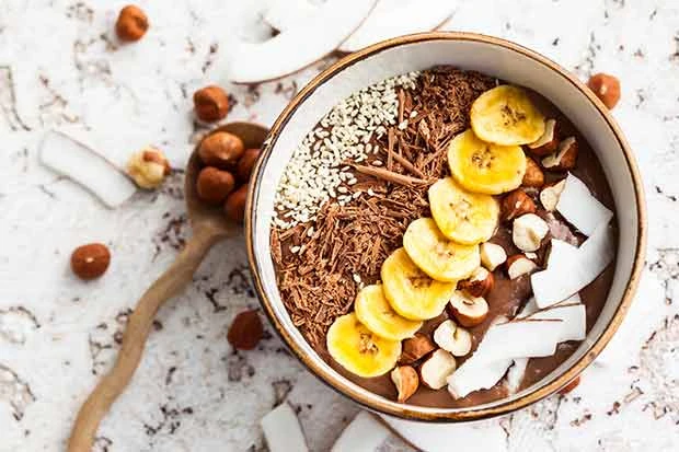 Schokolade-Smoothie Bowl