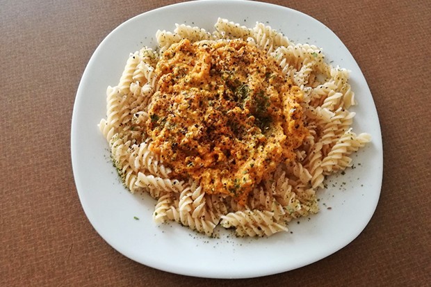 Fusilli mit Karottenpesto