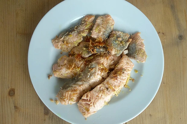 Lachs mit Ingwer-Sesam-Marinade
