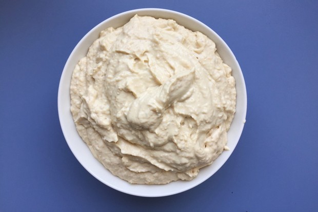 Hummus mit Mandeln