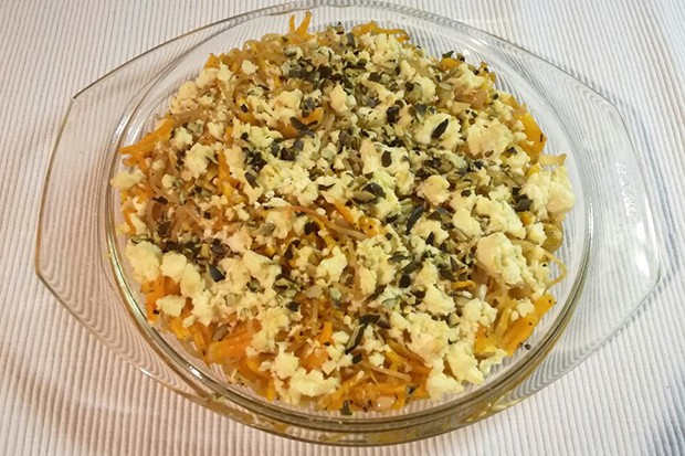 Kürbis-Spaghetti mit Hirtenkäse