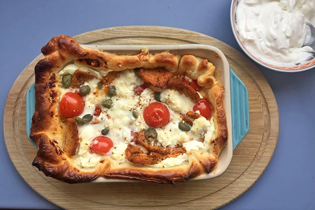 Vegetarische Gyrostarte mit Joghurtcreme