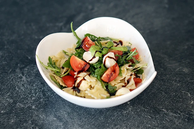 Nudelsalat Caprese