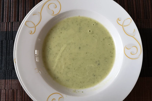 Zucchini Brokkoli Suppe