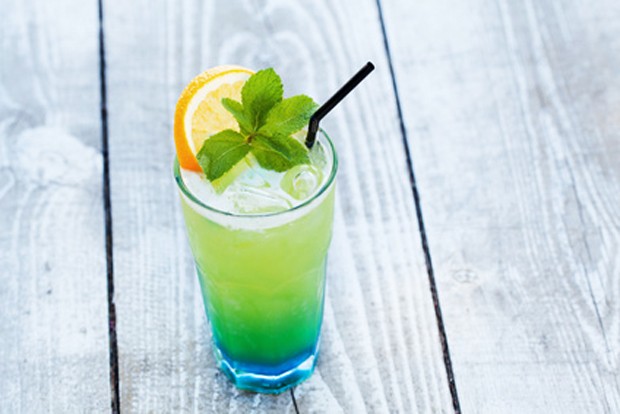 Adria-Blau-Cocktail