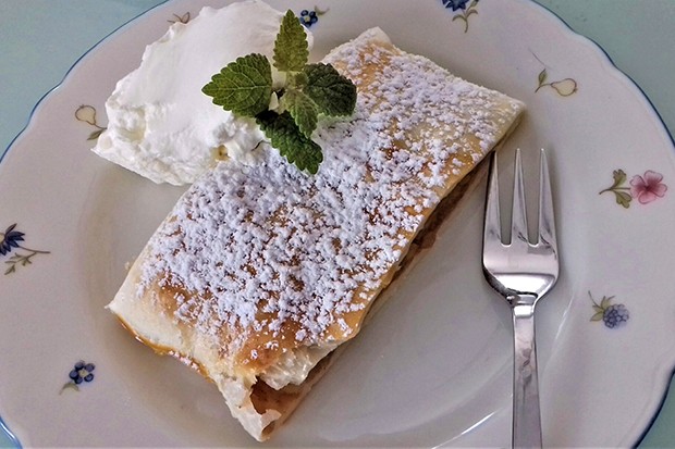 Apfelstrudel