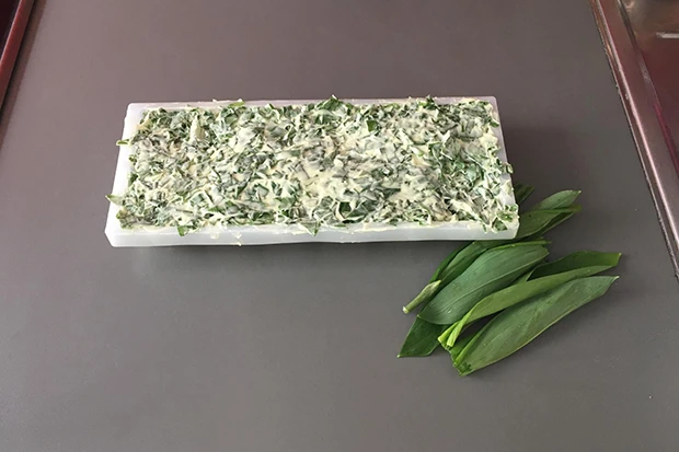 Einfache Bärlauchbutter