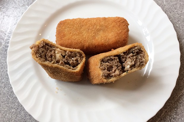 Rindfleisch-Sticks mit Schafkäse