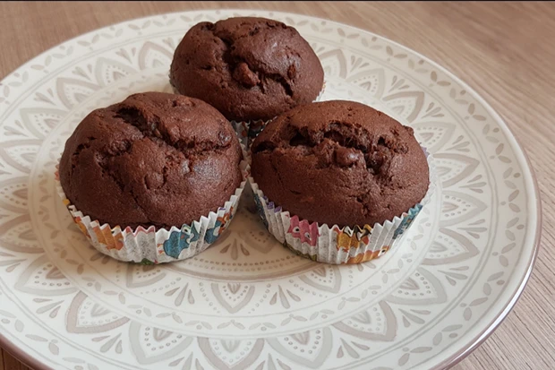 Glutenfreie und laktosefreie Bananen-Schoko-Muffins