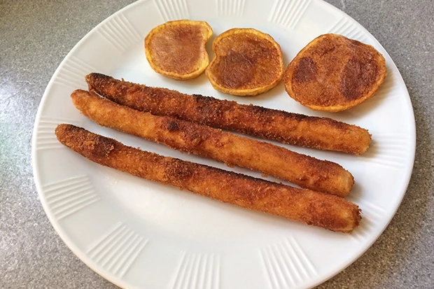 Spargel in Parmesanpanier