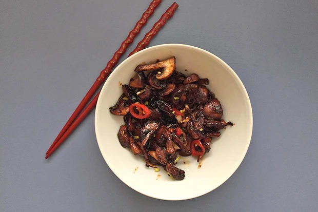 Asiatische Champignons mit Misosauce