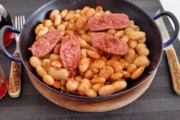 Salsiccie con fagioli