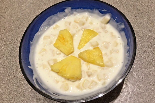Joghurtcreme mit Ananas