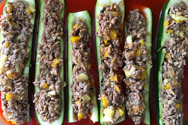 Gefüllte Zucchini mit Hackfleisch