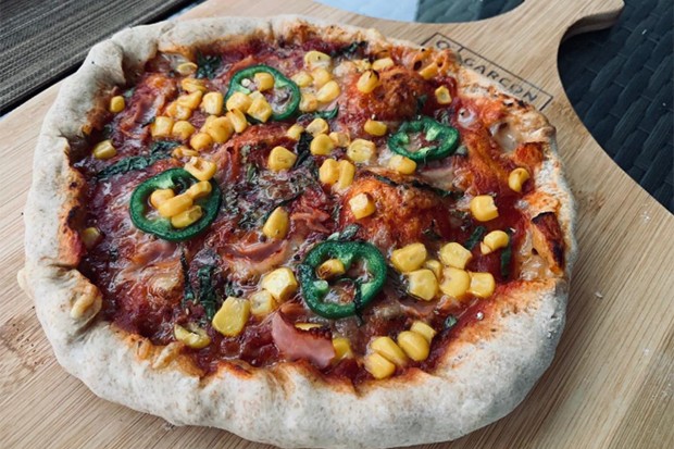 Pizza vom Grill