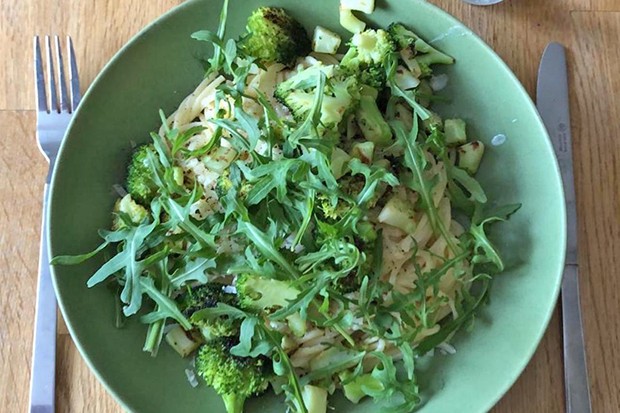 Brokkolipasta mit Rucola