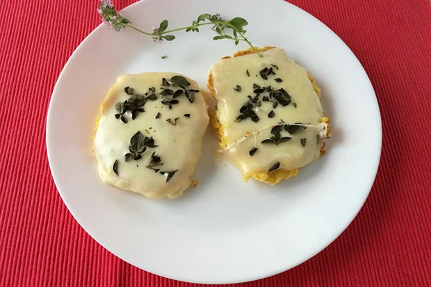 &Uuml;berbackene Maisfladen