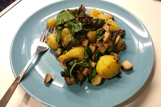 Kartoffel-Mangold mit R&auml;uchertofu