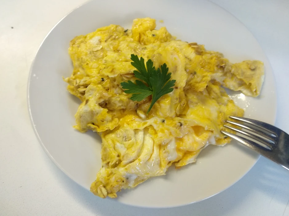 R&uuml;hrei mit Haferflocken