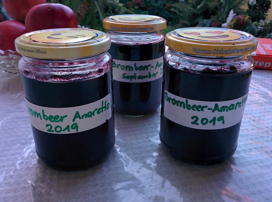 Marmelade Brombeer-Amaretto