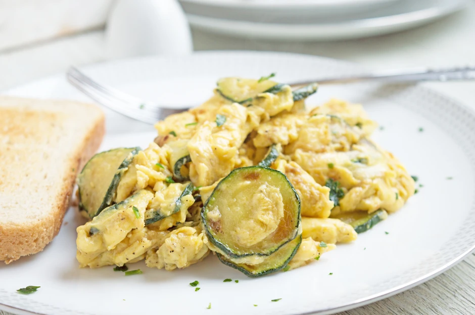 Geröstete Zucchini mit Ei