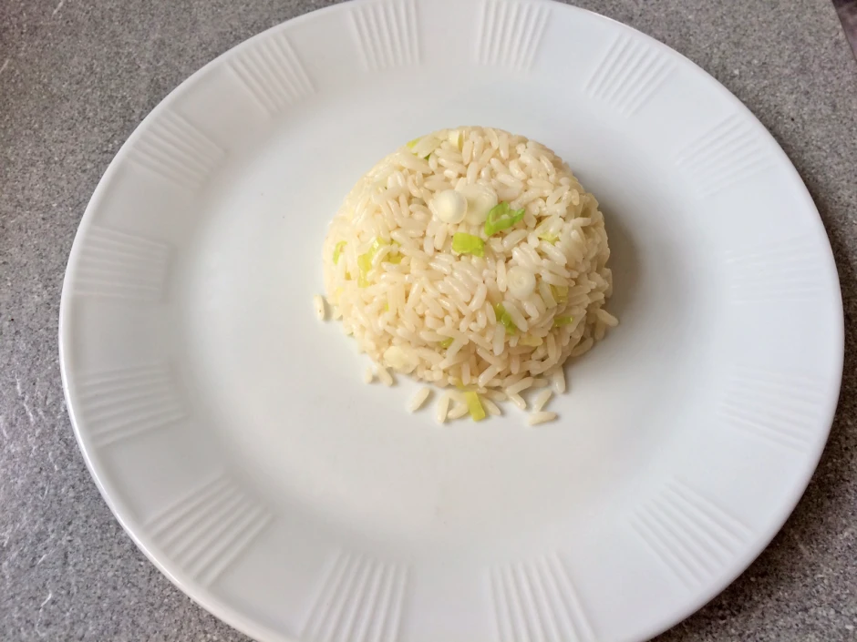Reis mit Jungzwiebel