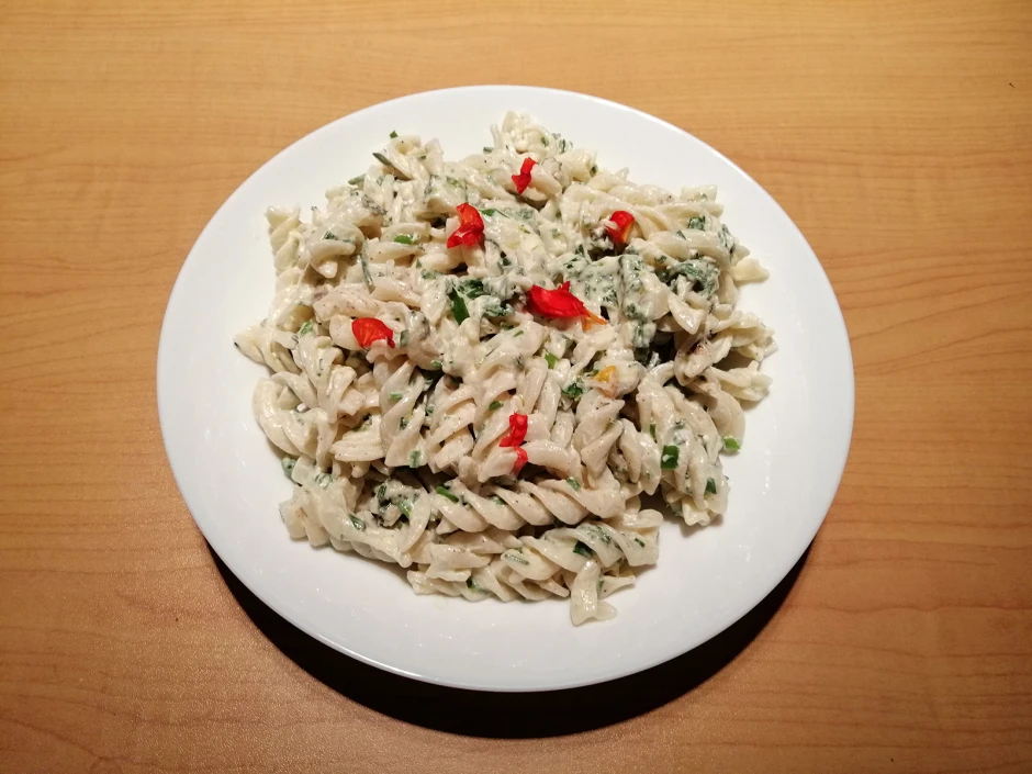 Dinkel-Spiralnudel mit Kr&auml;uter-Frischk&auml;se