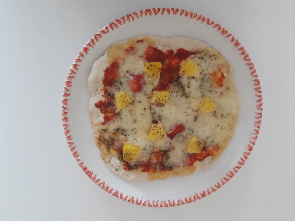 Gorgonzola-Ananas Pizza