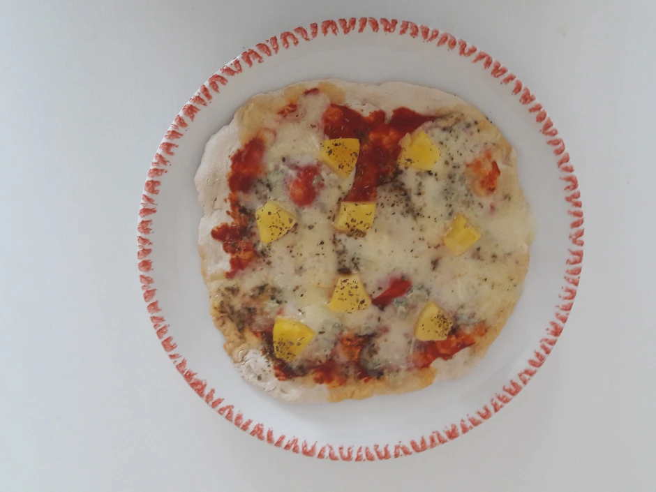 Gorgonzola-Ananas Pizza
